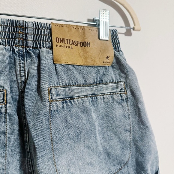 One Teaspoon - Light Wash Hunters High Waisted Shorts - Picture 4 of 4